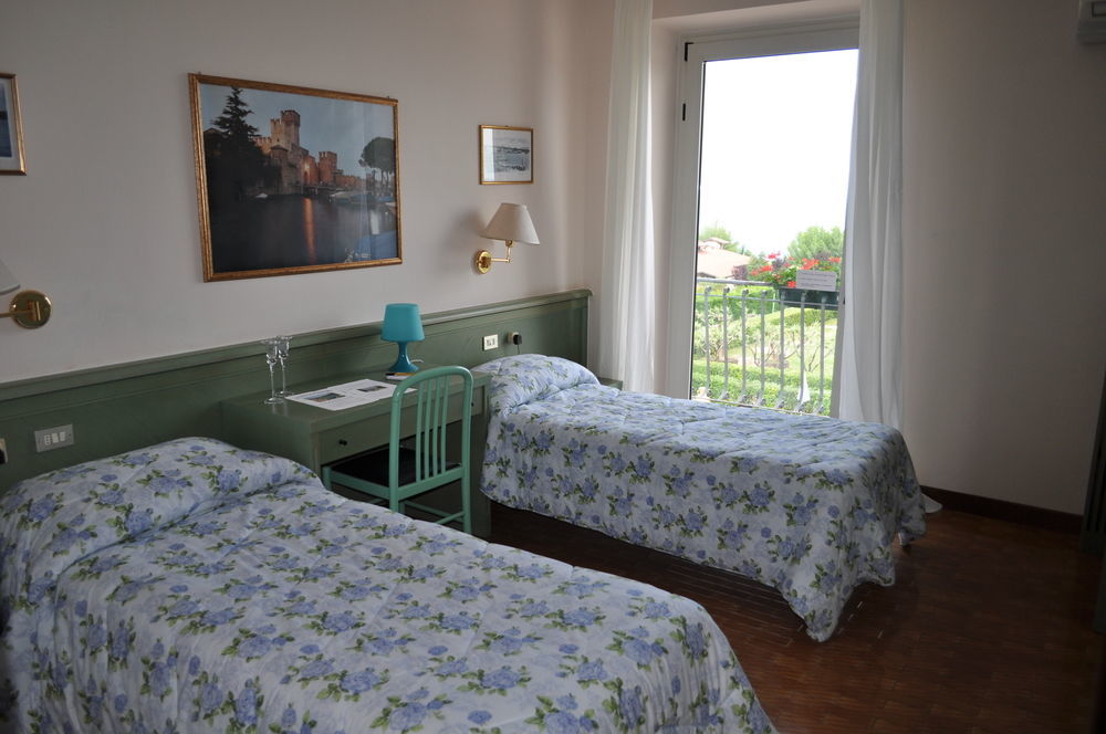 Hotel Oceano Peschiera del Garda Extérieur photo