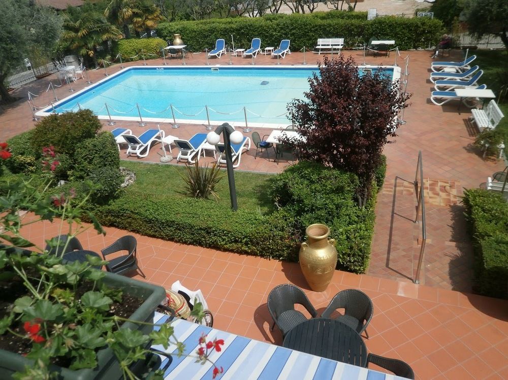 Hotel Oceano Peschiera del Garda Extérieur photo