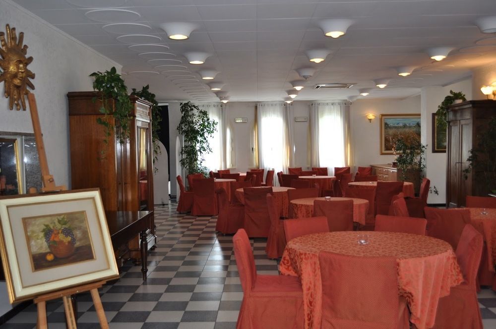 Hotel Oceano Peschiera del Garda Extérieur photo